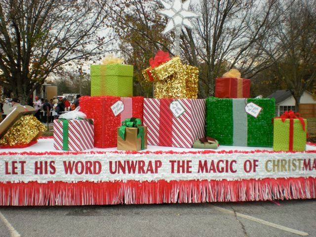 Great Noel Tradition: The Parade of Santa, I Can’t Wait To See This Parade
