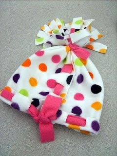 How To Make Beautiful Hanmade Fleece Hats For Your Little Ladies