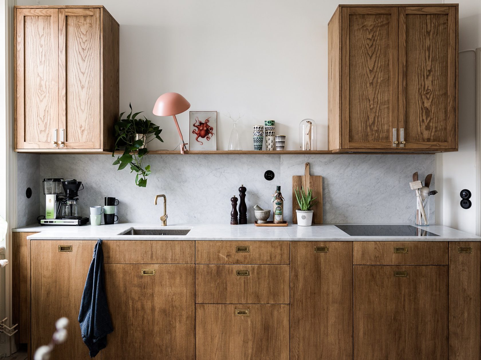 You Will Love These Wooden Kitchen Decorations