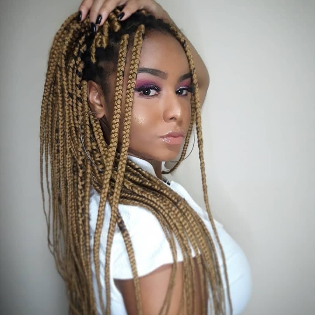 42 Ghana Hair Braids that Can Form Any Shape 21 150992212 477518849936465 7816365459156898447 n