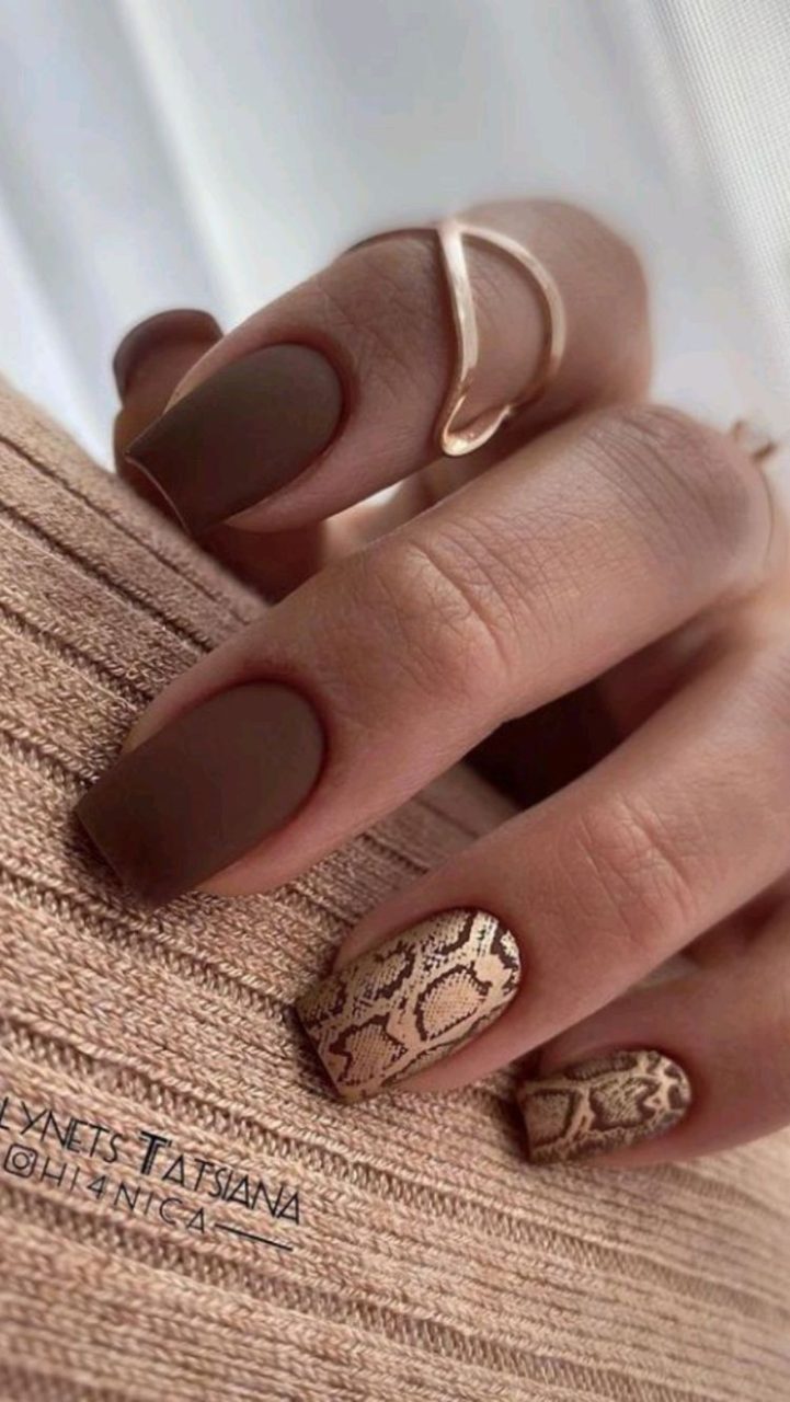 Short and Sweet: 30 Charming Square Nail Designs That Will Steal Your Heart. - COOT