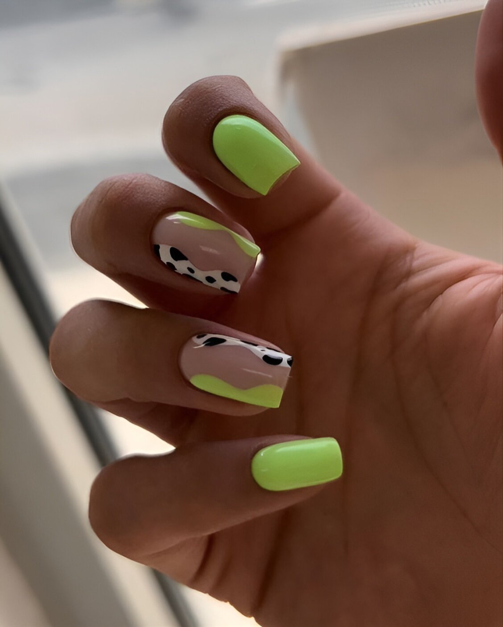 Short and Sweet: 30 Charming Square Nail Designs That Will Steal Your Heart. - COOT
