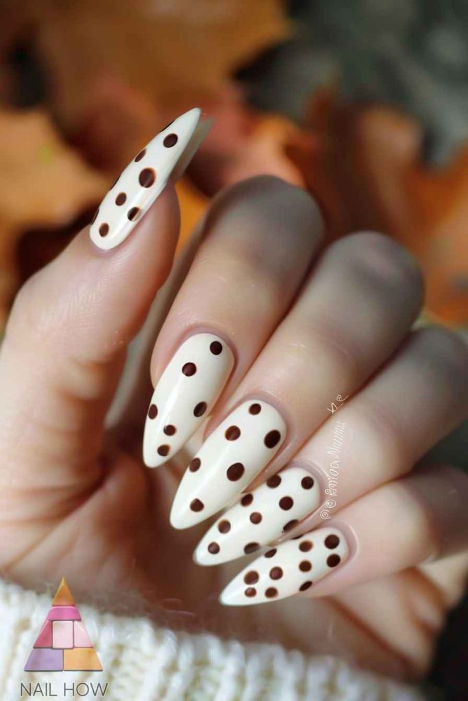 Fall Nail Designs That Slay: Cozy, Cute, and Totally Insta-Worthy! 154 fall nail designs 155 https://nailhow.com/fall-nail-designs/