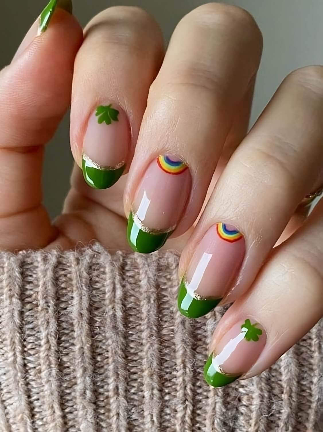 "30 30 St. Patrick’s Day Nail Ideas That Will Bring You A Jolly Holiday - 185