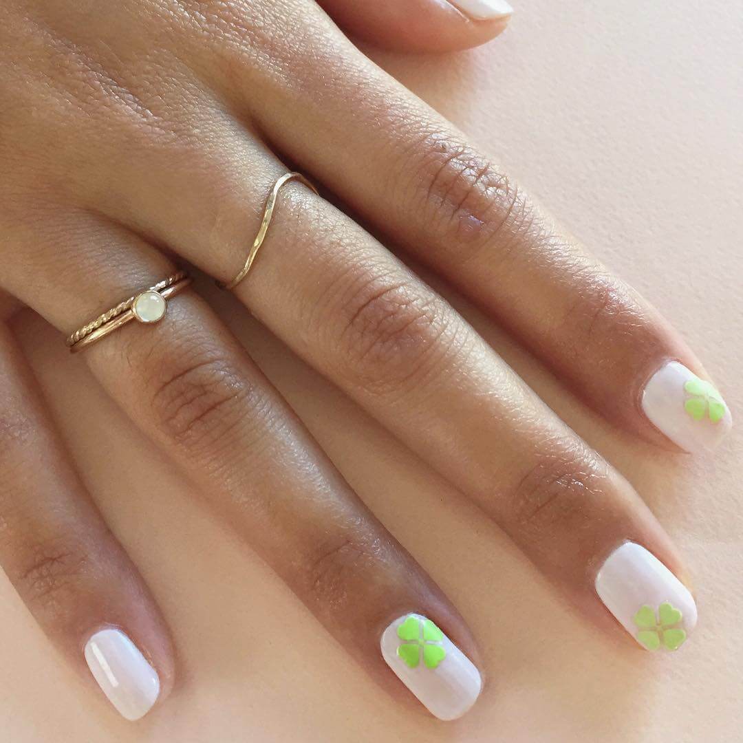 "30 30 St. Patrick’s Day Nail Ideas That Will Bring You A Jolly Holiday - 225