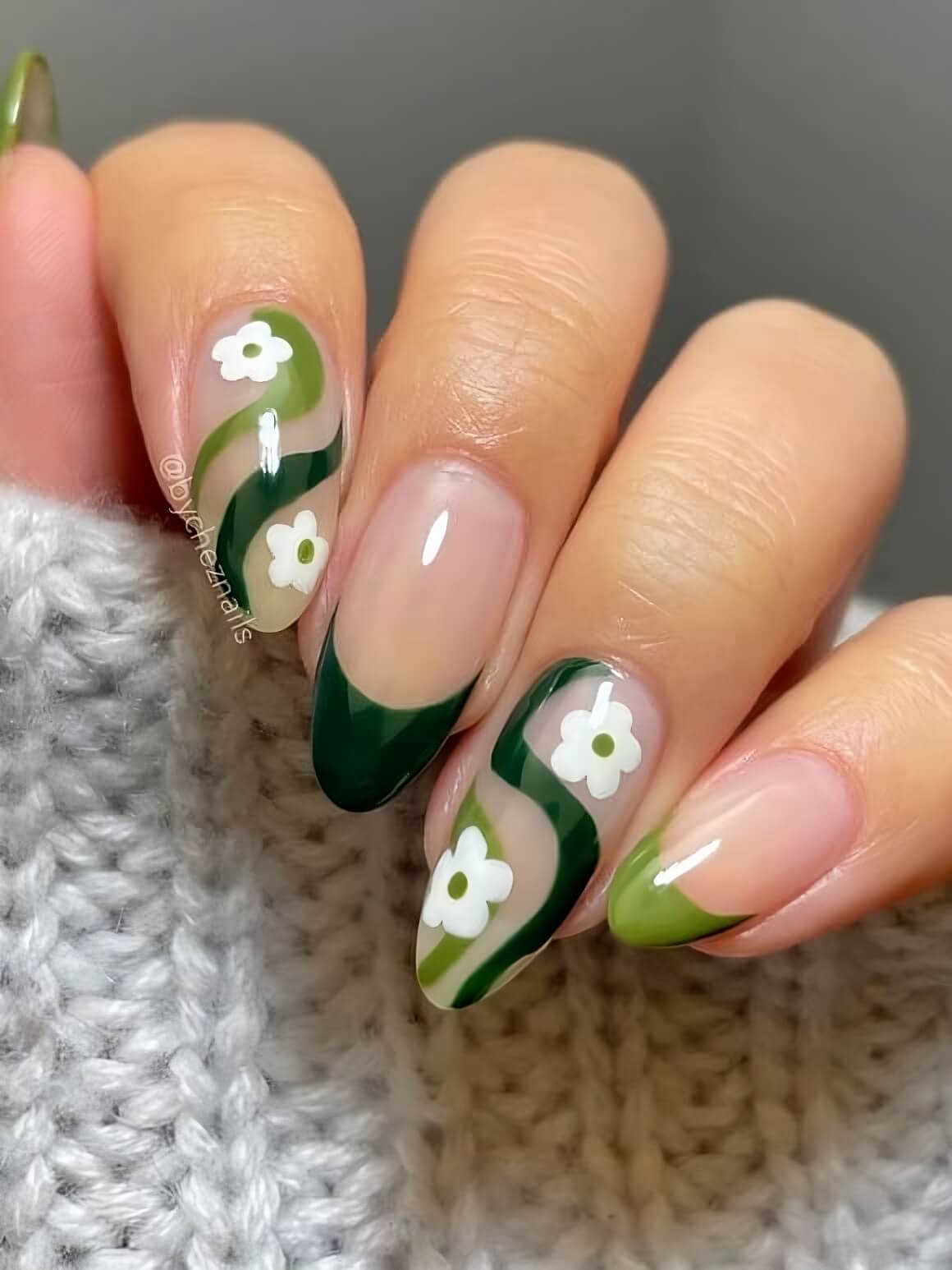 "30 30 St. Patrick’s Day Nail Ideas That Will Bring You A Jolly Holiday - 231