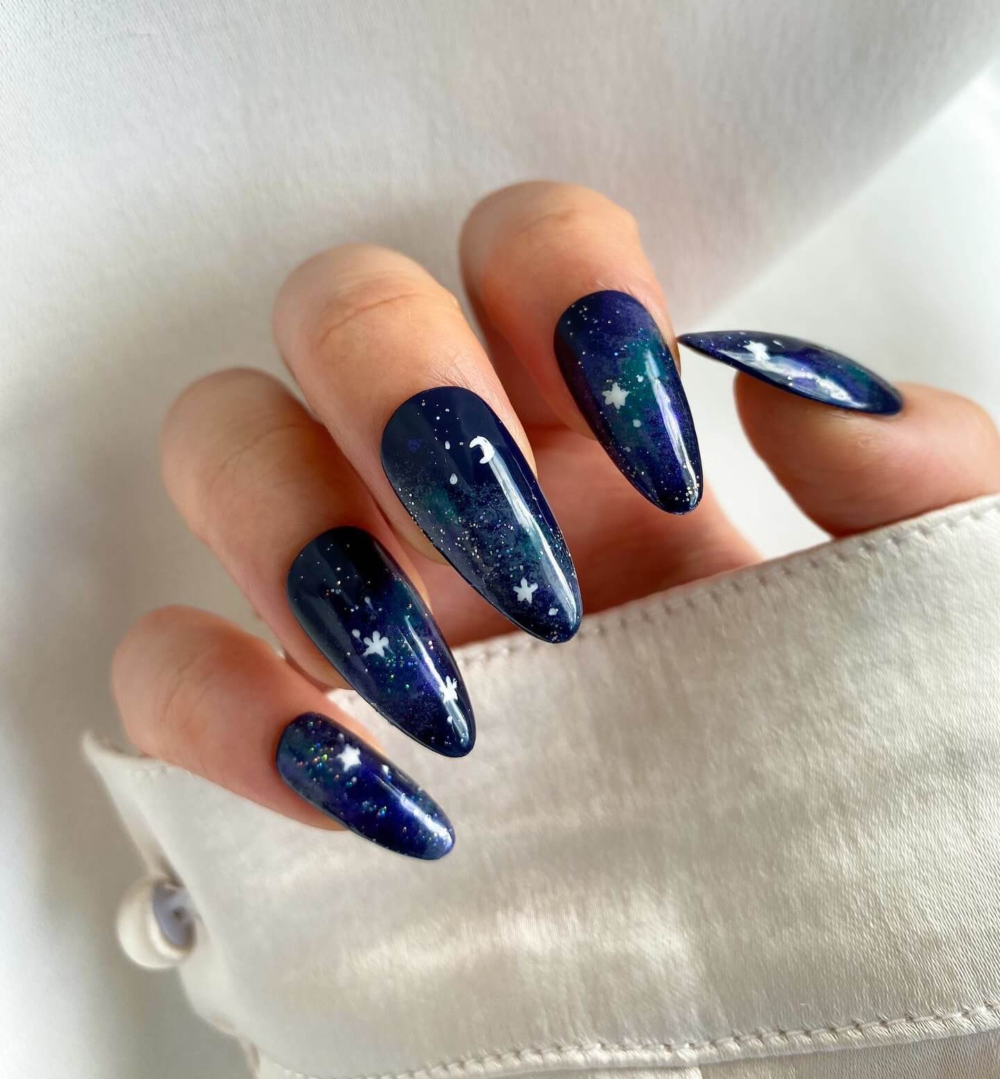 "30 30 Incredibly Breathtaking Galaxy Nails That Take Your Manicure Up A Notch - 229